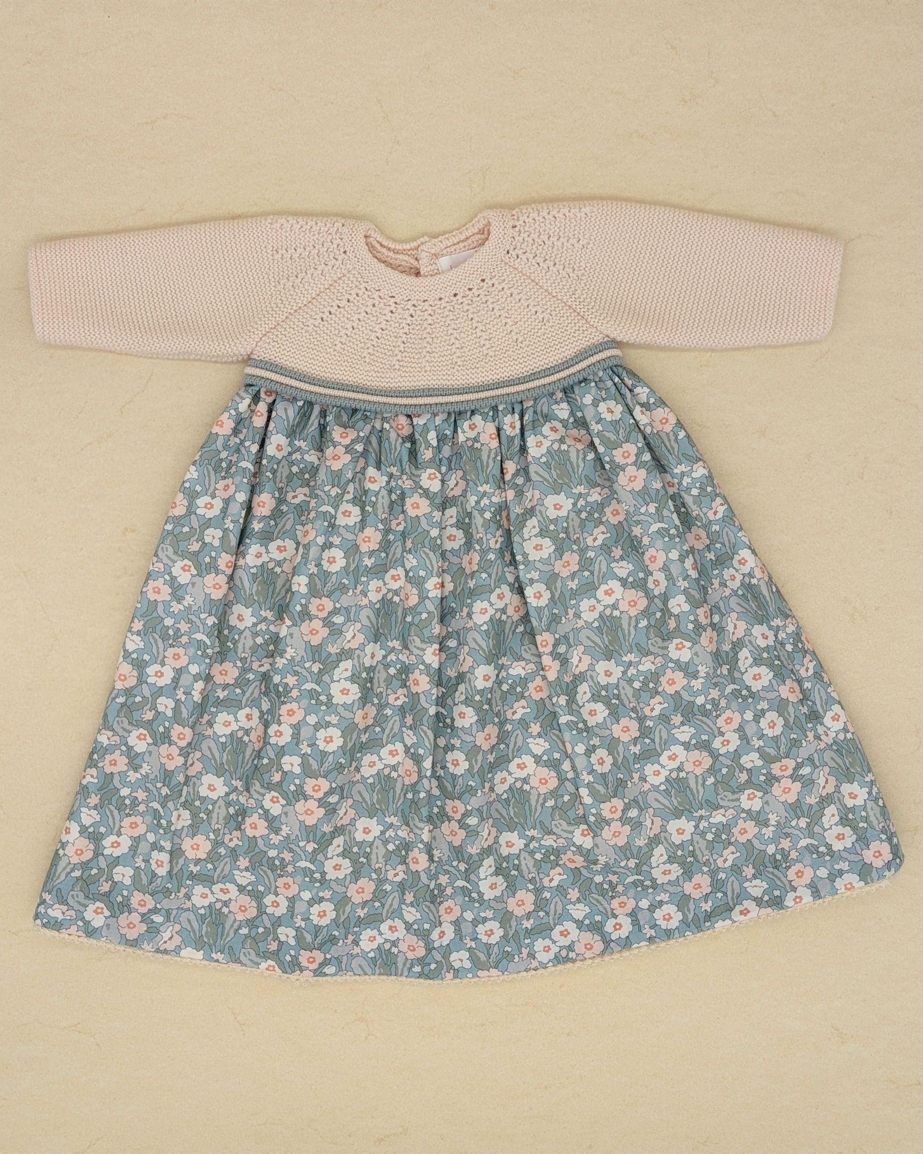 Faldón Pau invierno flores