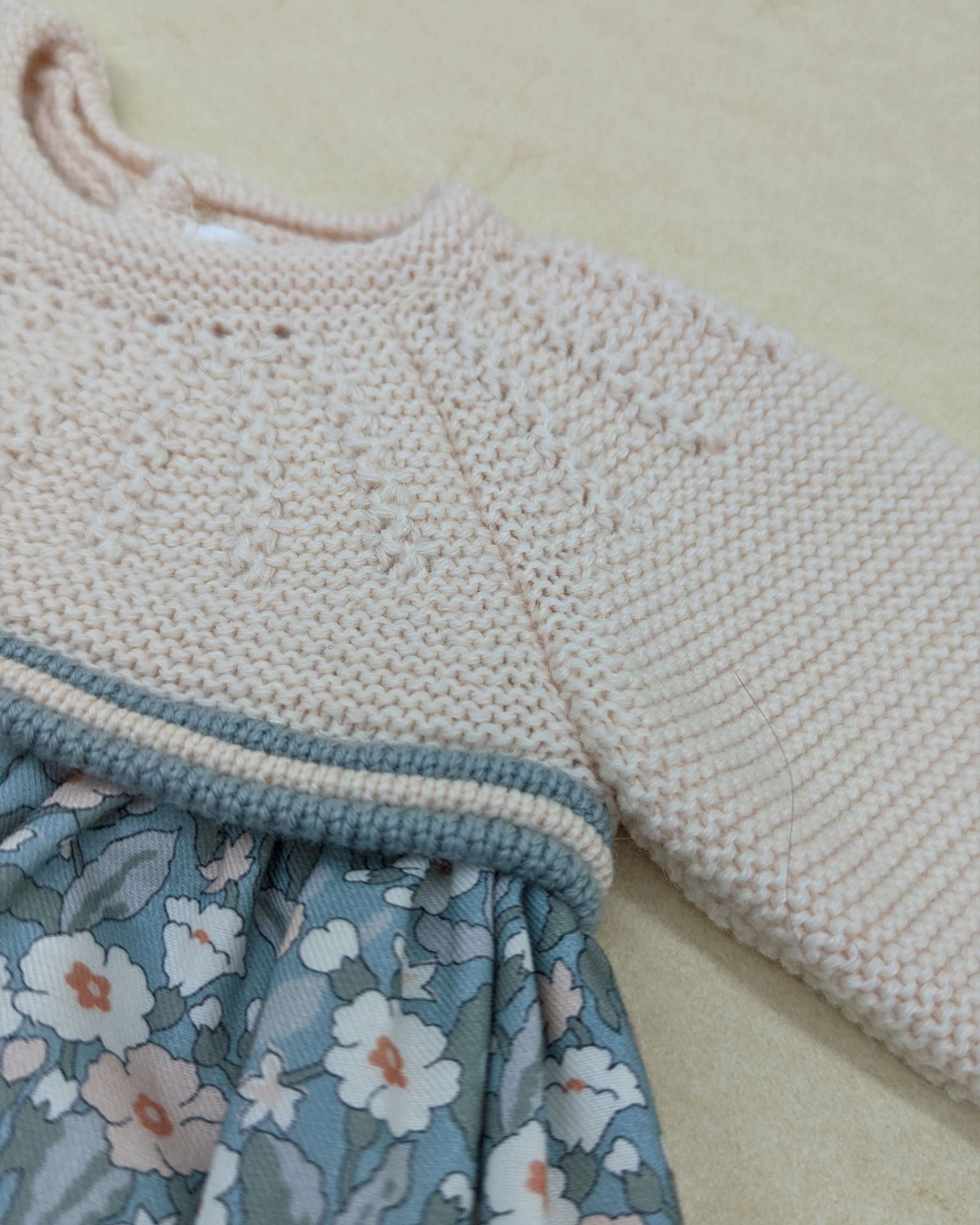 Faldón Pau invierno flores