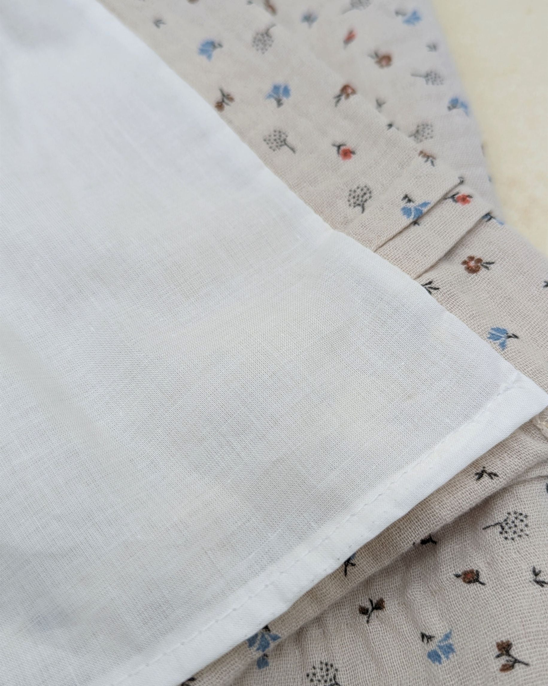 Faldón Pau invierno miniflores